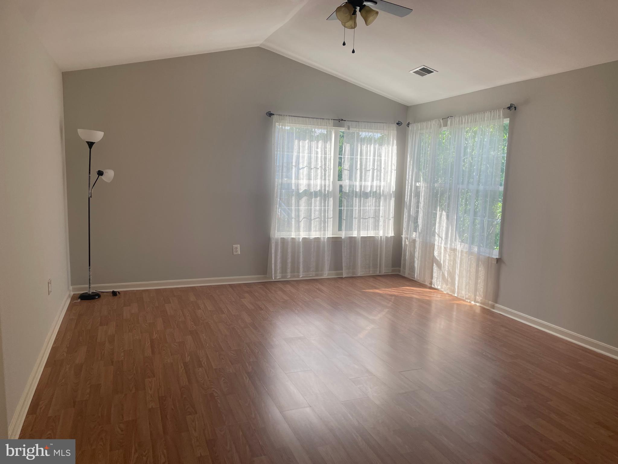 ONE LOUDOUN - Residential Lease