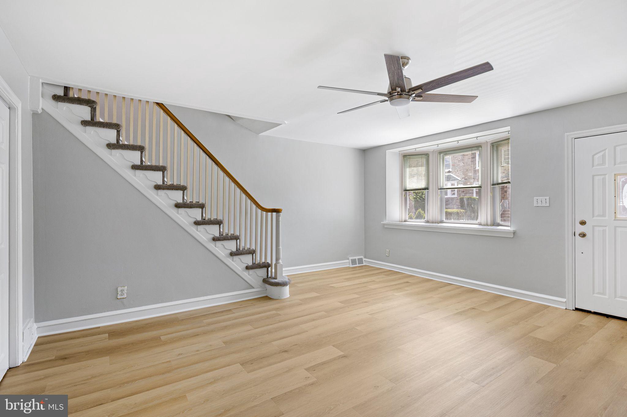 OXFORD CIRCLE - Residential