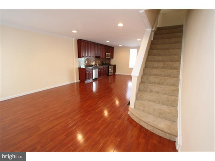 WEST OAK LANE - Residential