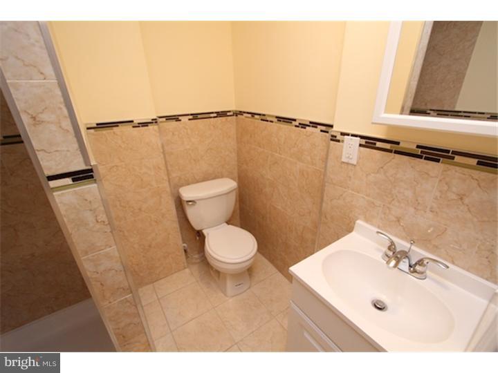 WEST OAK LANE - Residential