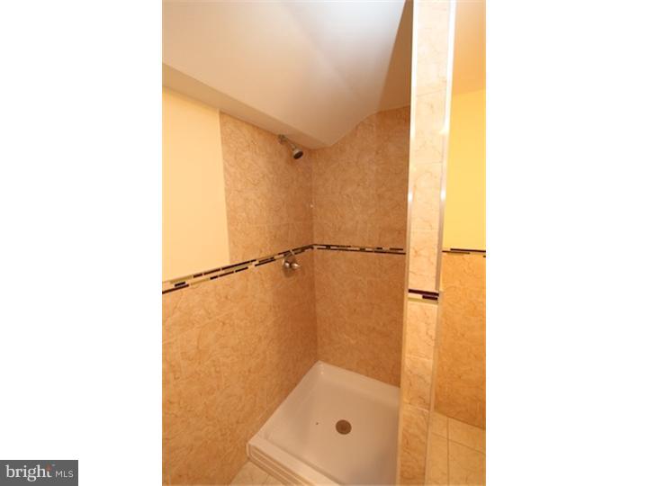WEST OAK LANE - Residential