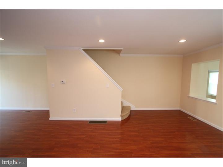 WEST OAK LANE - Residential