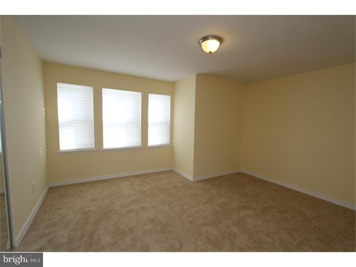 WEST OAK LANE - Residential