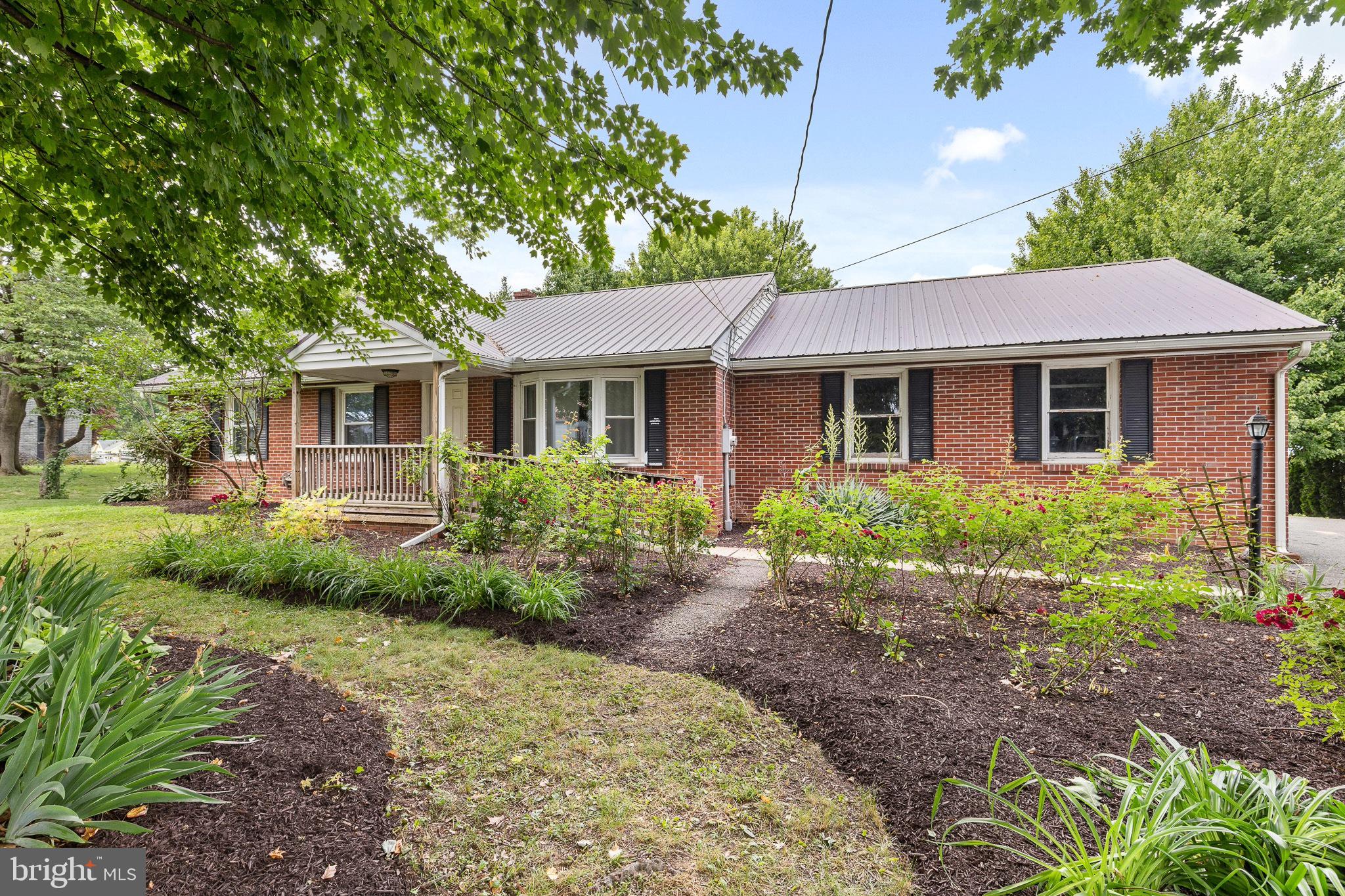 WARWICK TWP - Residential