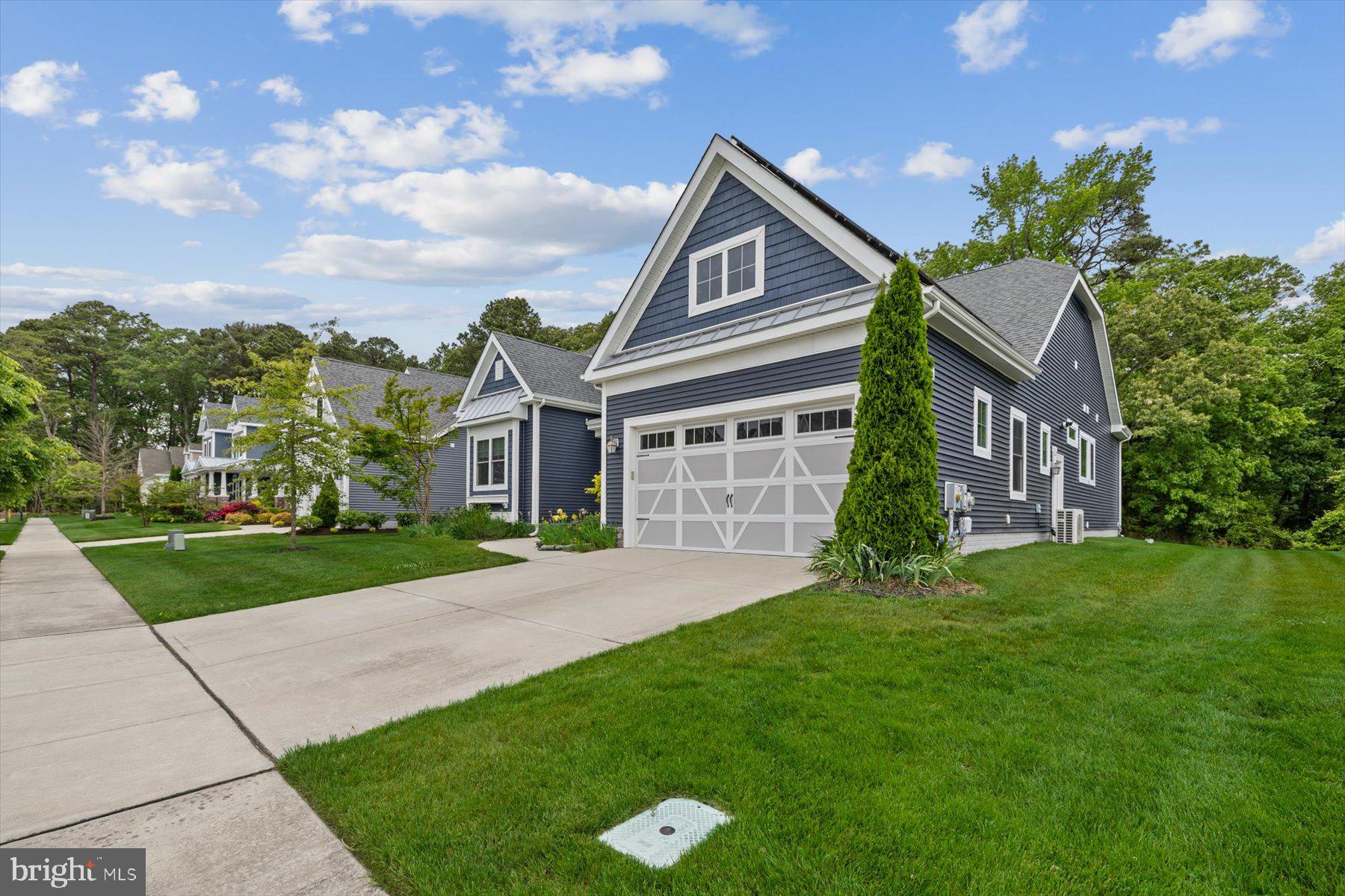 SADDLE RIDGE - Residential