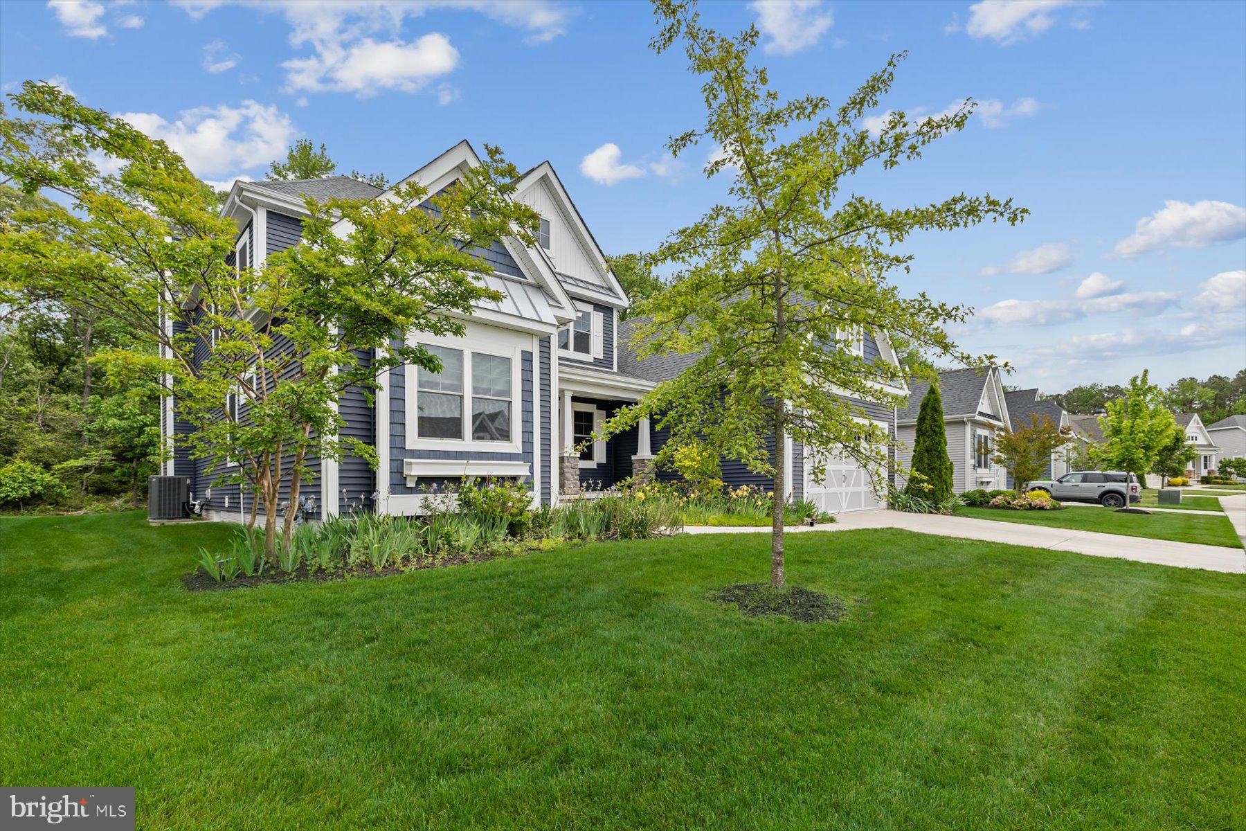 SADDLE RIDGE - Residential