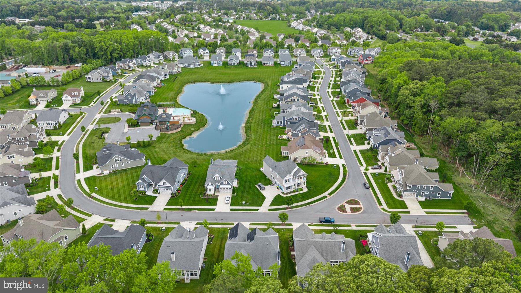 SADDLE RIDGE - Residential