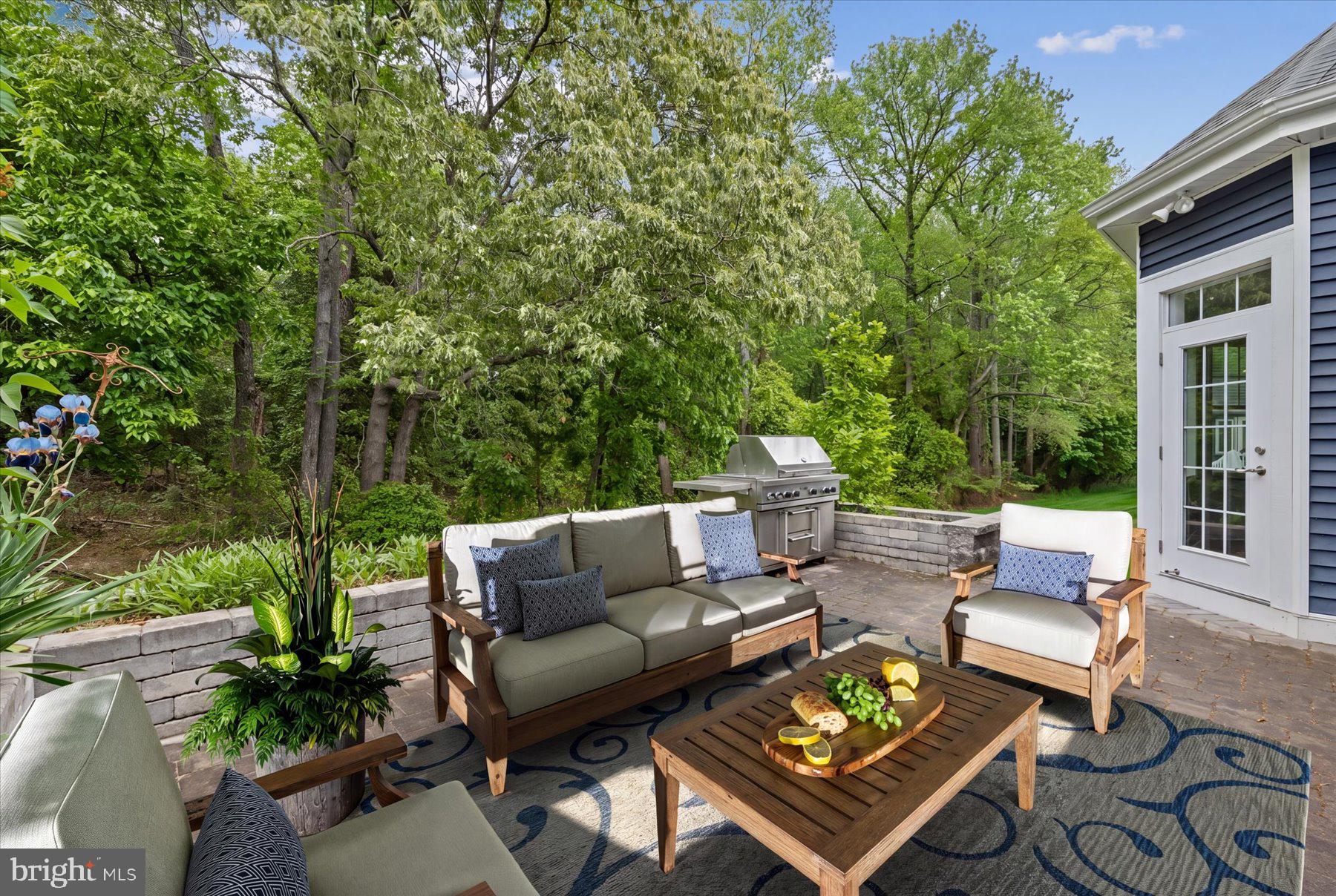 SADDLE RIDGE - Residential