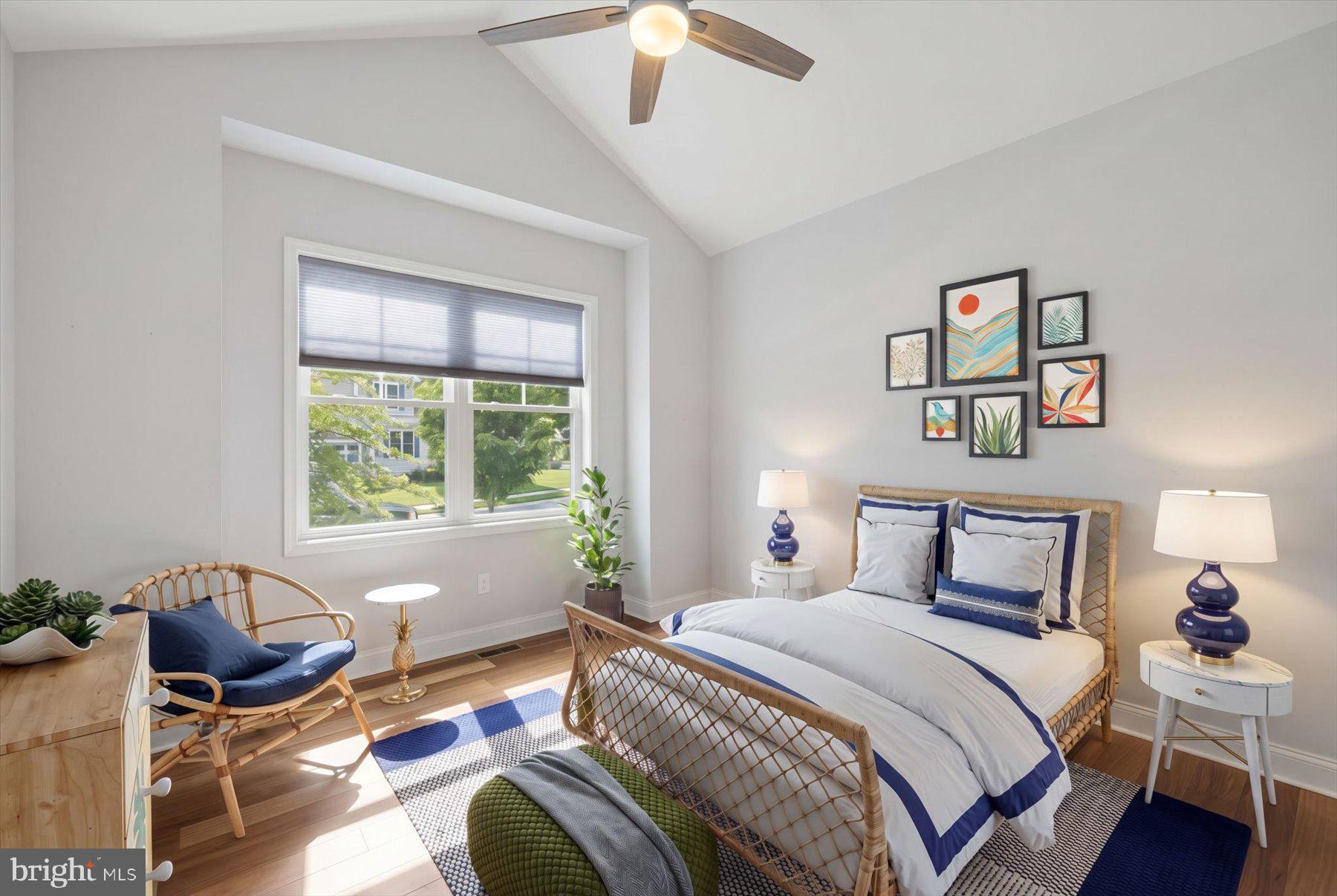 SADDLE RIDGE - Residential