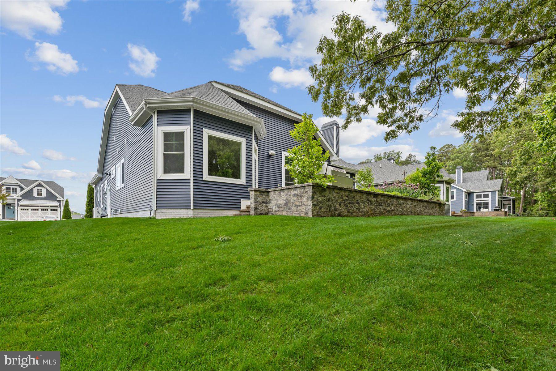 SADDLE RIDGE - Residential