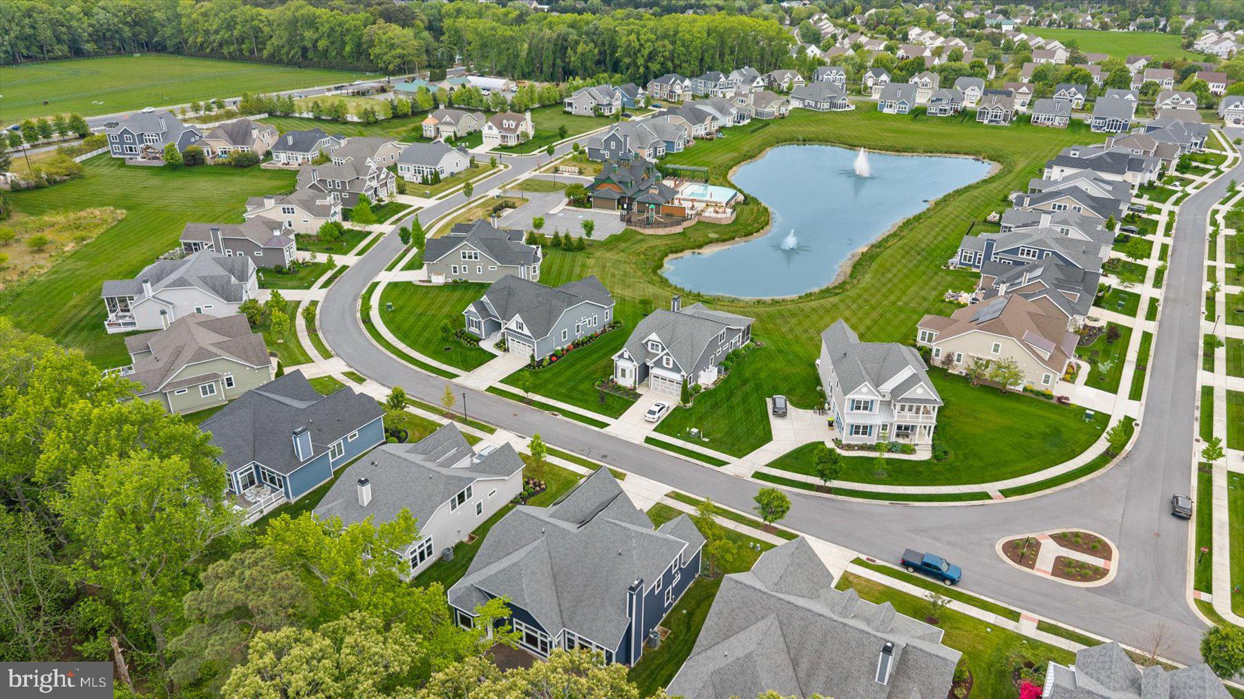 SADDLE RIDGE - Residential