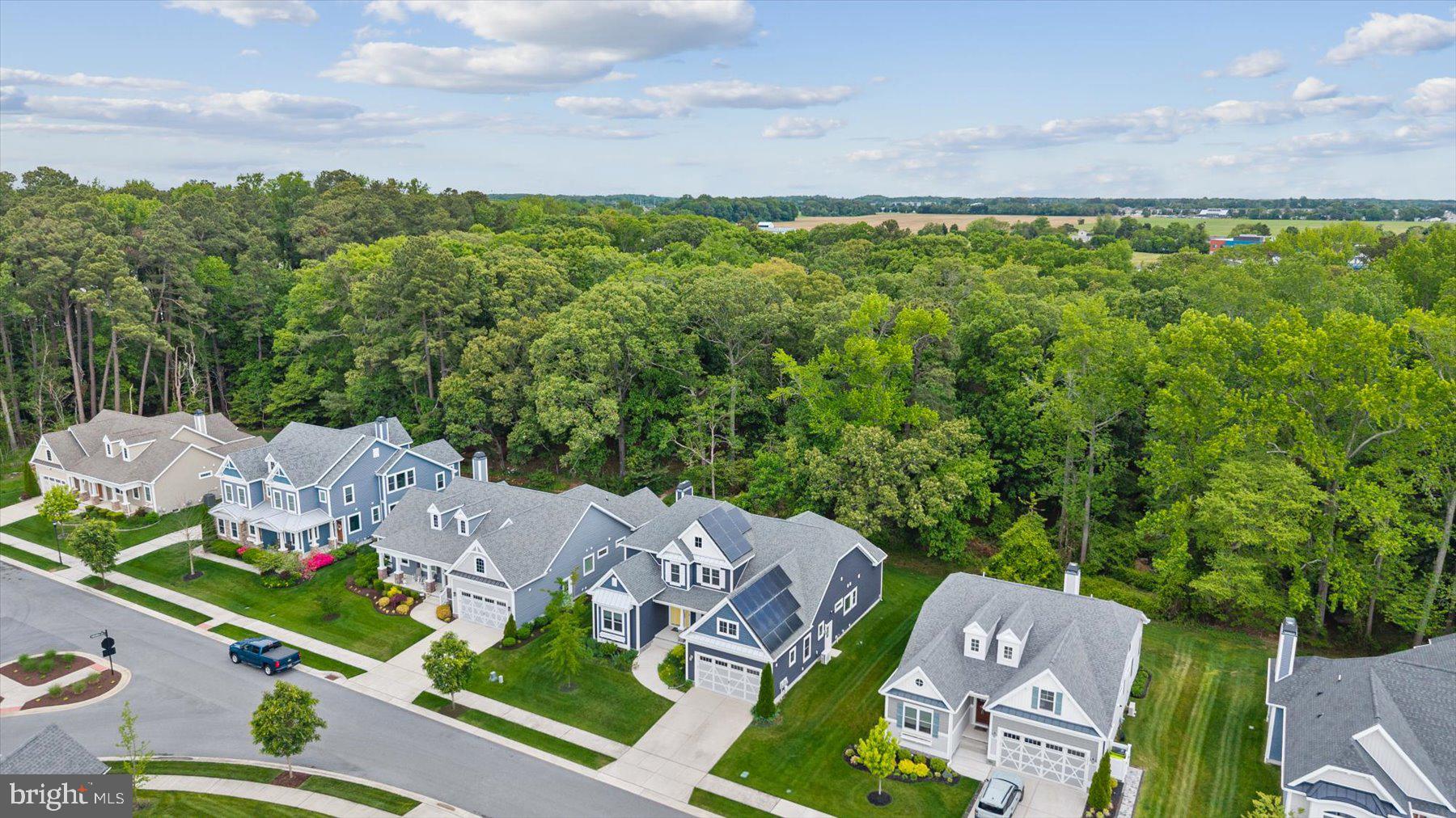 SADDLE RIDGE - Residential
