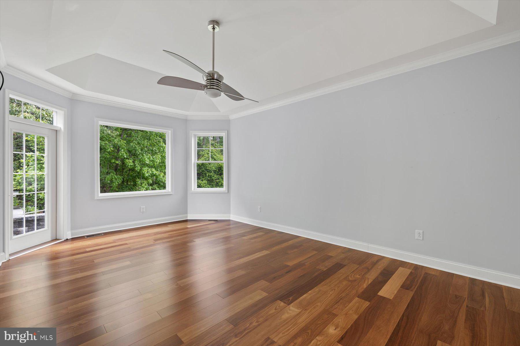 SADDLE RIDGE - Residential