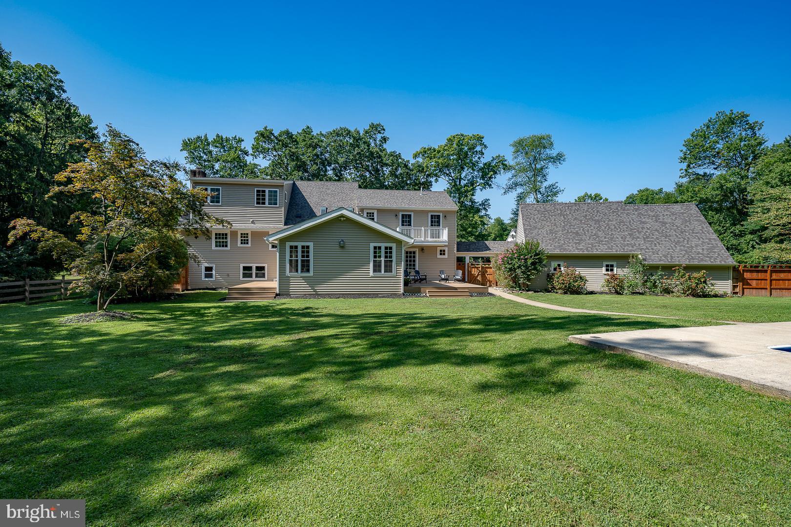 WILLISTOWN ACRES - Residential