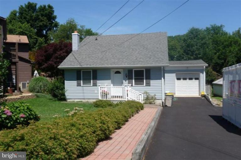 Great 3 bedroom, 2 bath home in water oriented community.  Home was renovated in 2010 with new kitchen, bathrooms, etc.  Washer and Dryer on 2nd level.    Front is paved for several vehicles and has a garage plus a shed in the backyard.  Water privileged community on the South River.  Pets case by case.  Certified funds.  24 hour notice if possible.