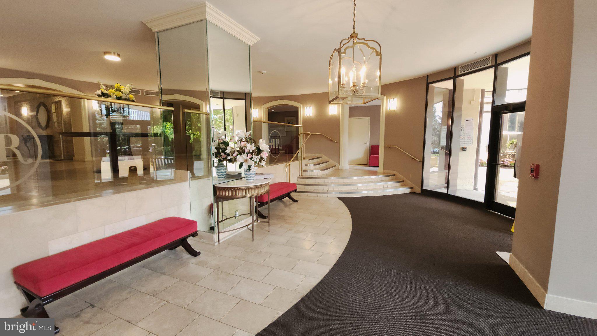 ROTONDA - Residential