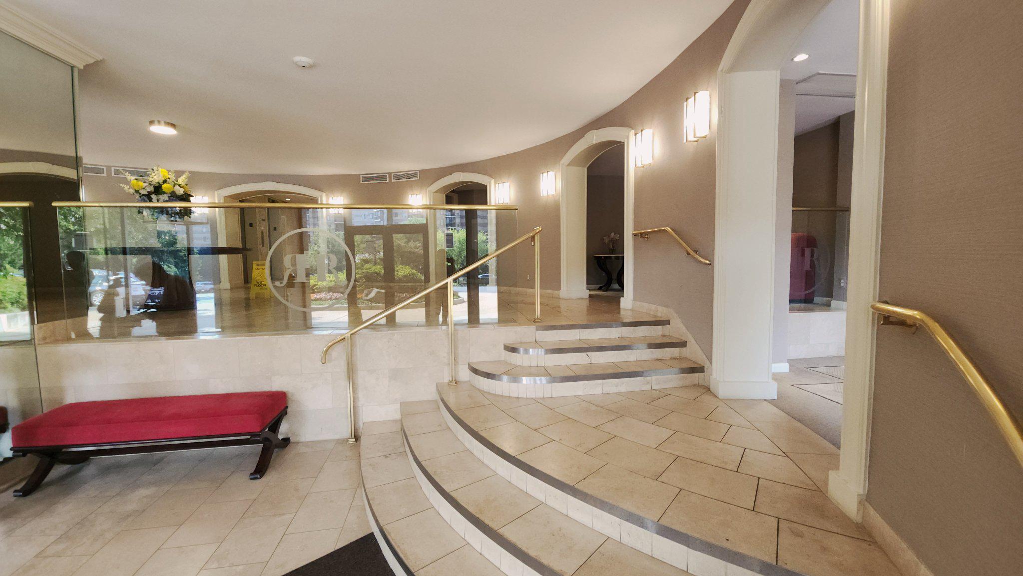 ROTONDA - Residential