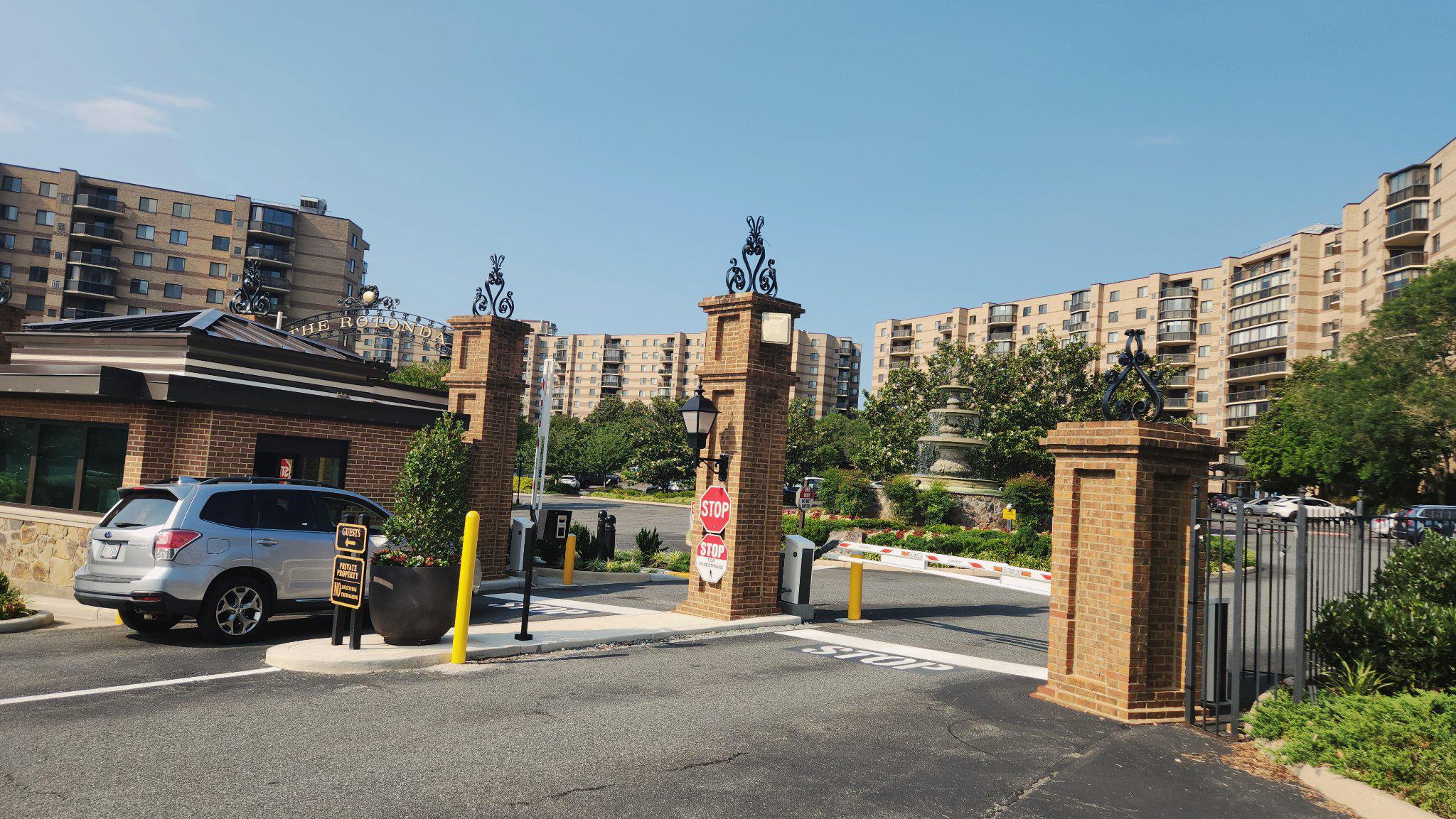 ROTONDA - Residential