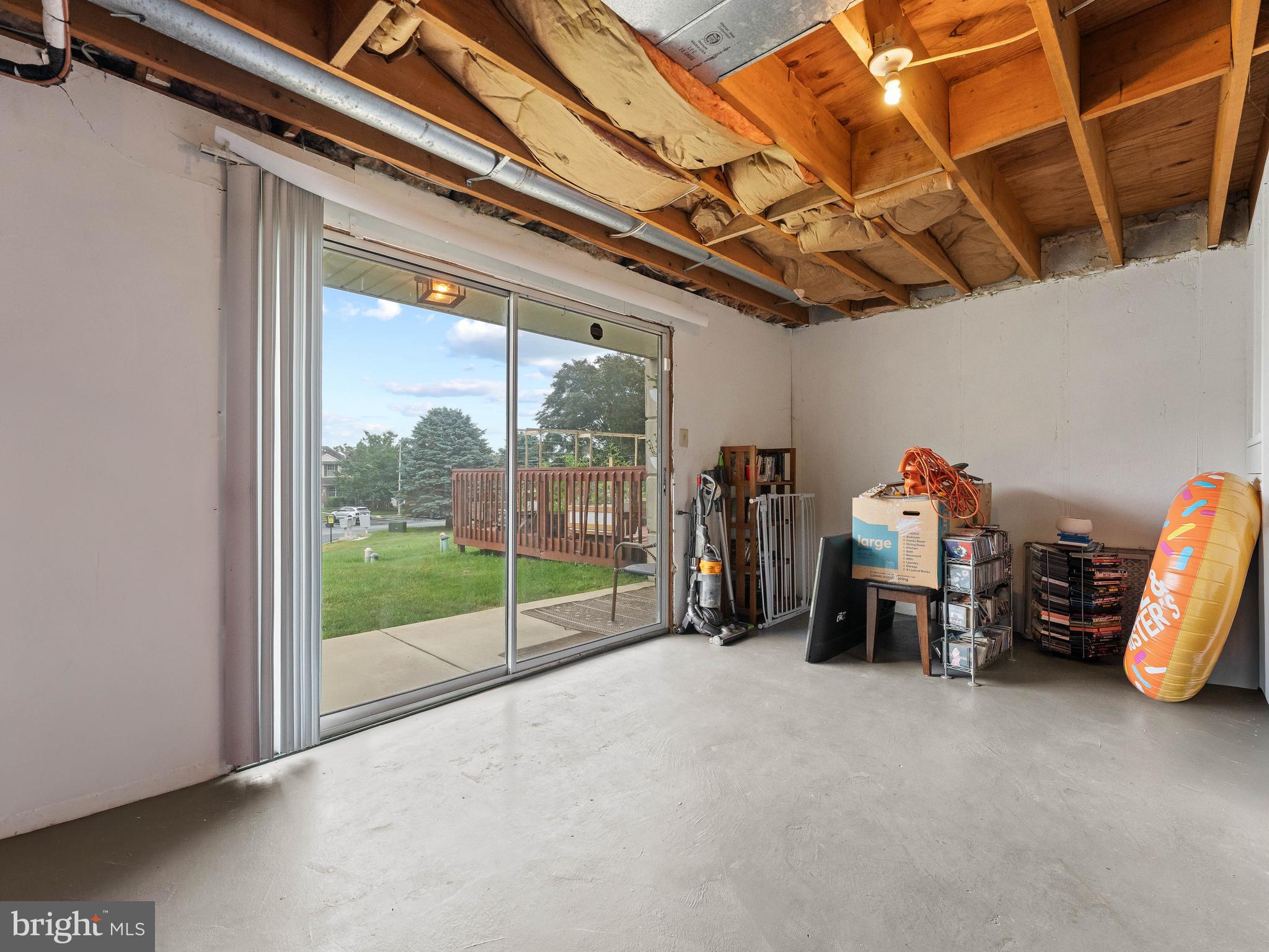 BEAVER RUN KNOLL - Residential