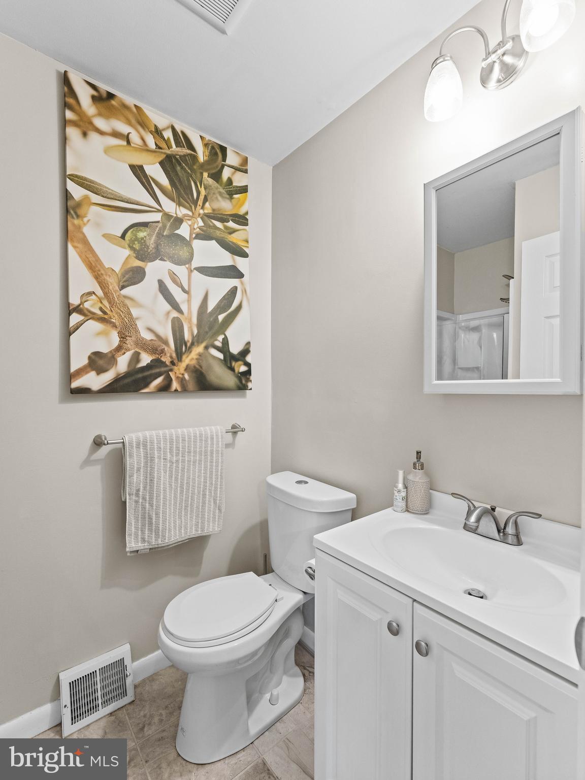 BEAVER RUN KNOLL - Residential