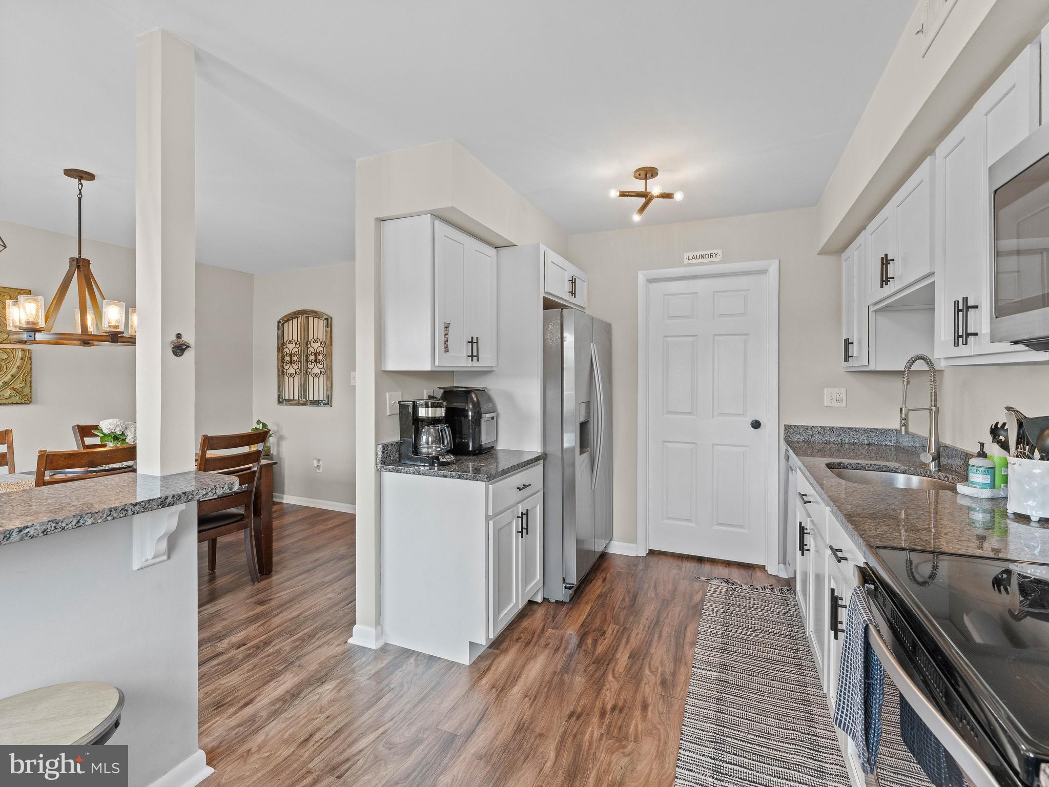 BEAVER RUN KNOLL - Residential