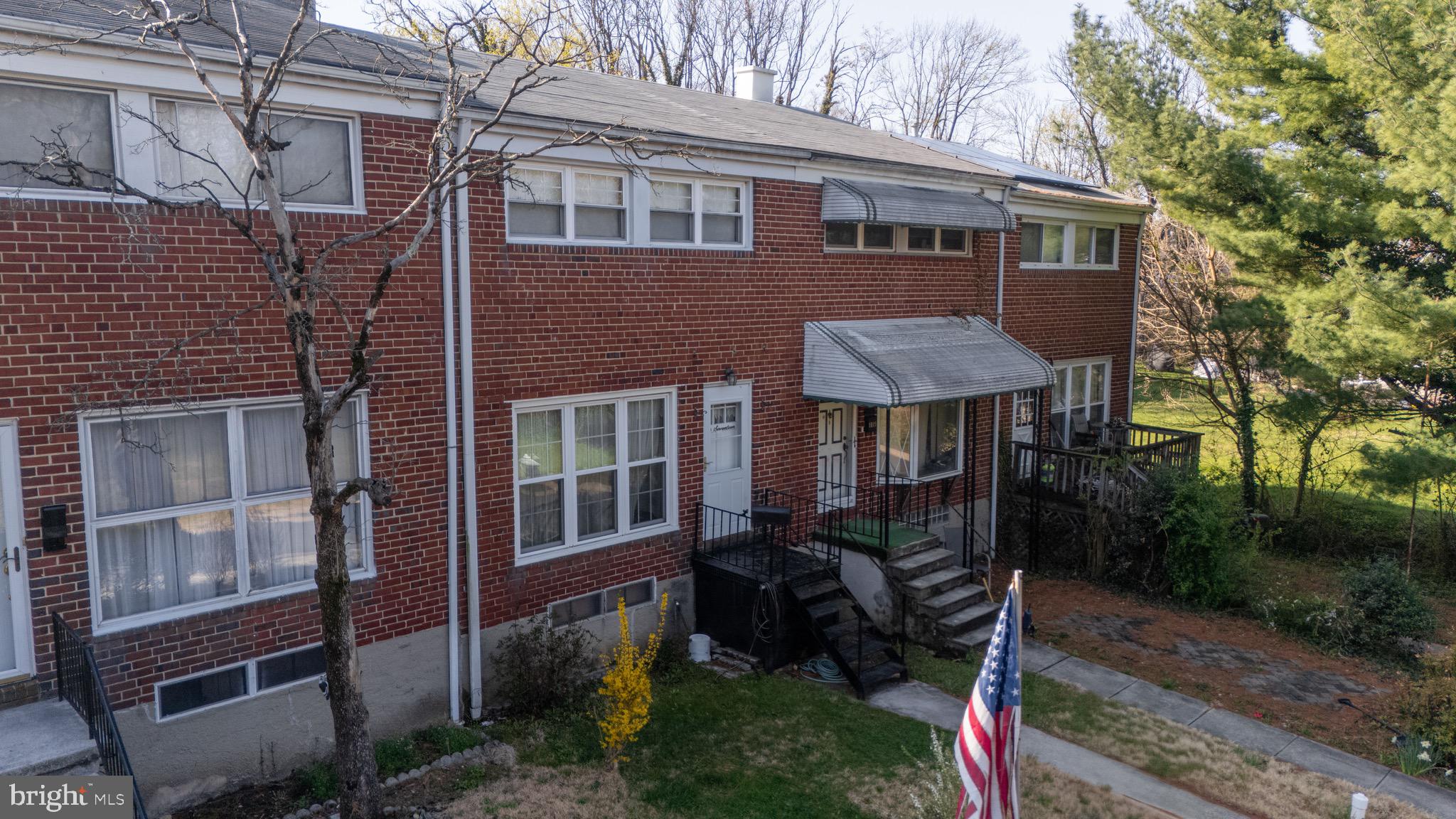 MEDFIELD - Residential