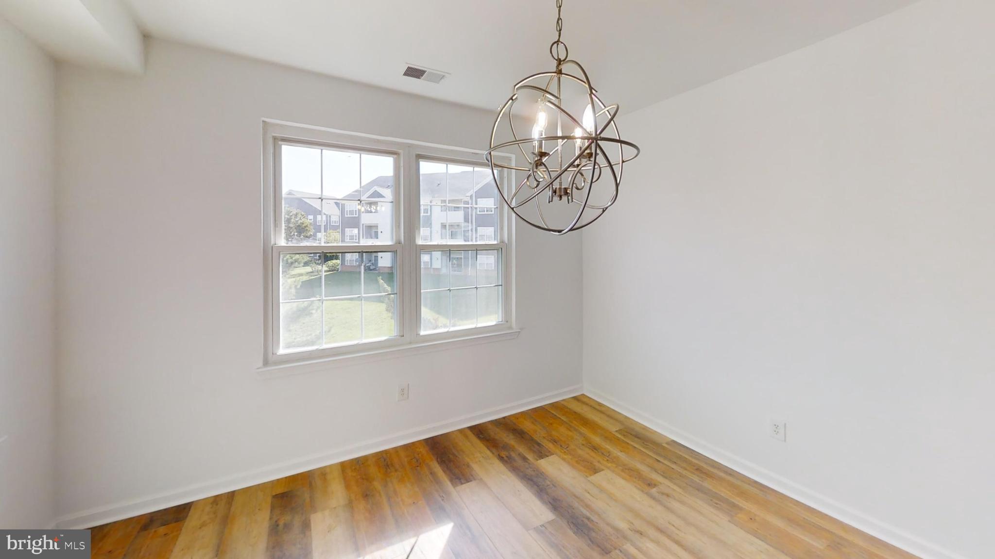 SAYBROOKE LANDING AT SEVEN OAKS CONDOMINIUM - Residential