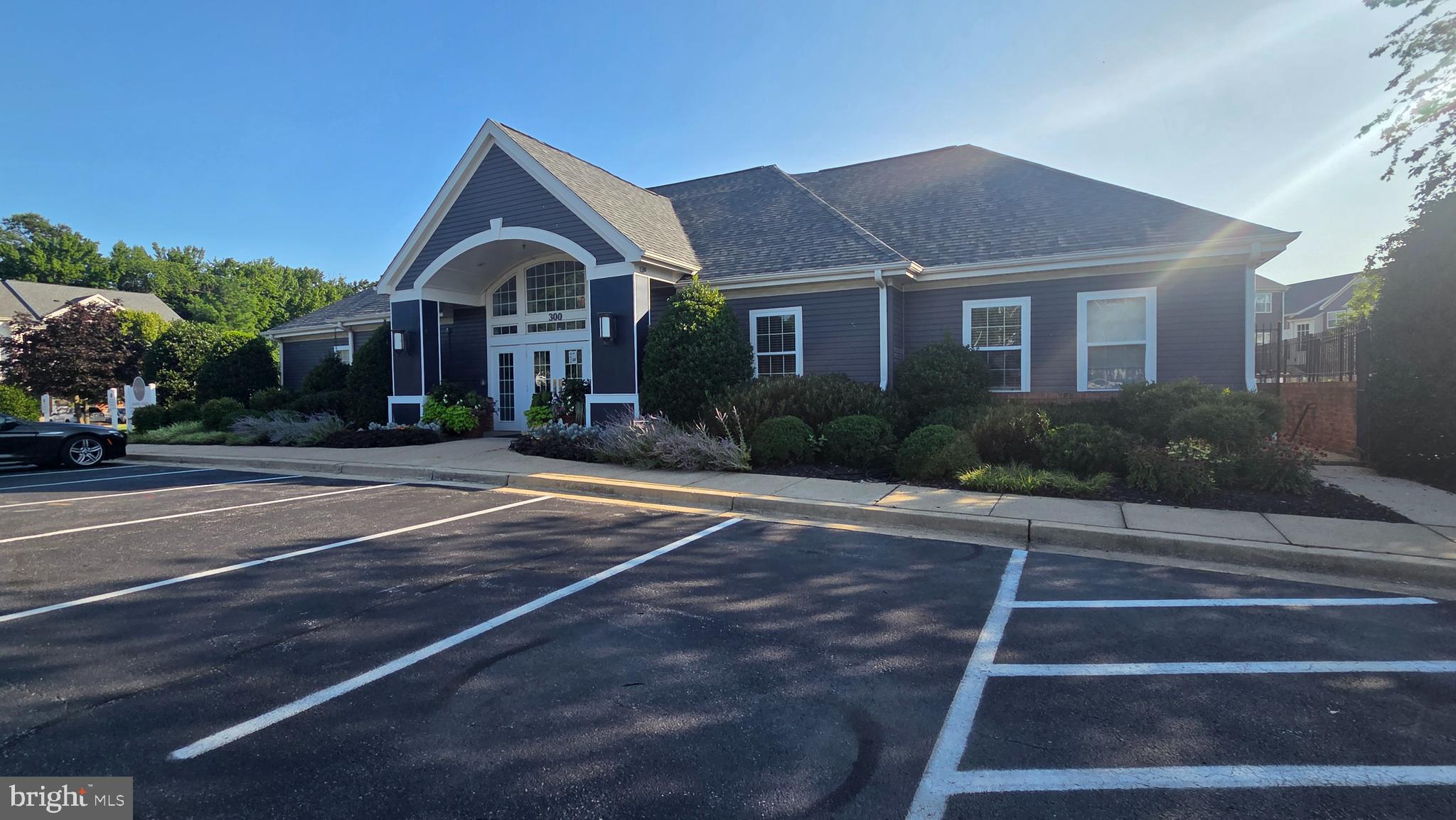 SAYBROOKE LANDING AT SEVEN OAKS CONDOMINIUM - Residential