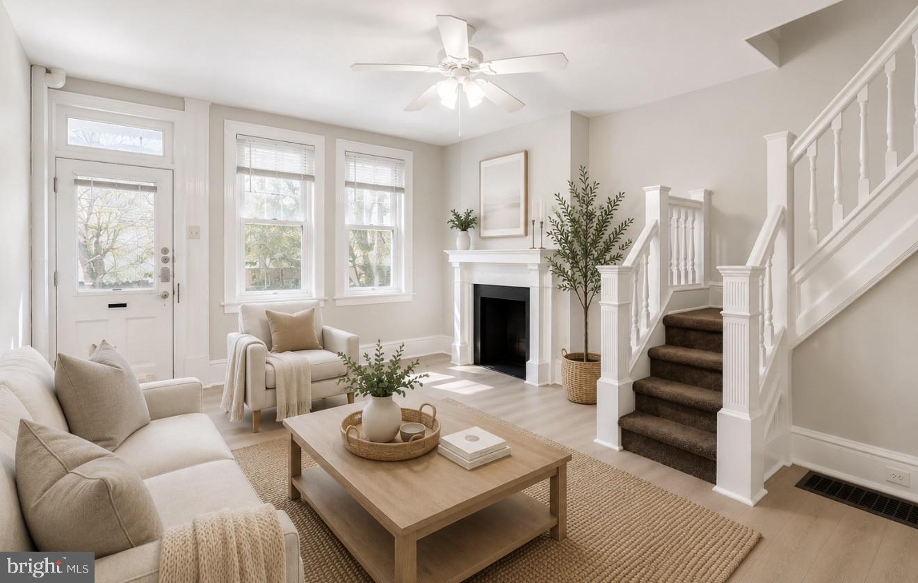 EAST FALLS - Residential