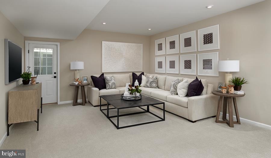 ABRAMS POINTE - Residential