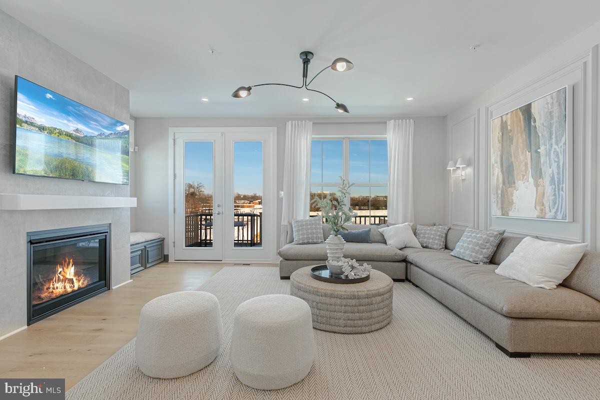 THE GROVE - Residential