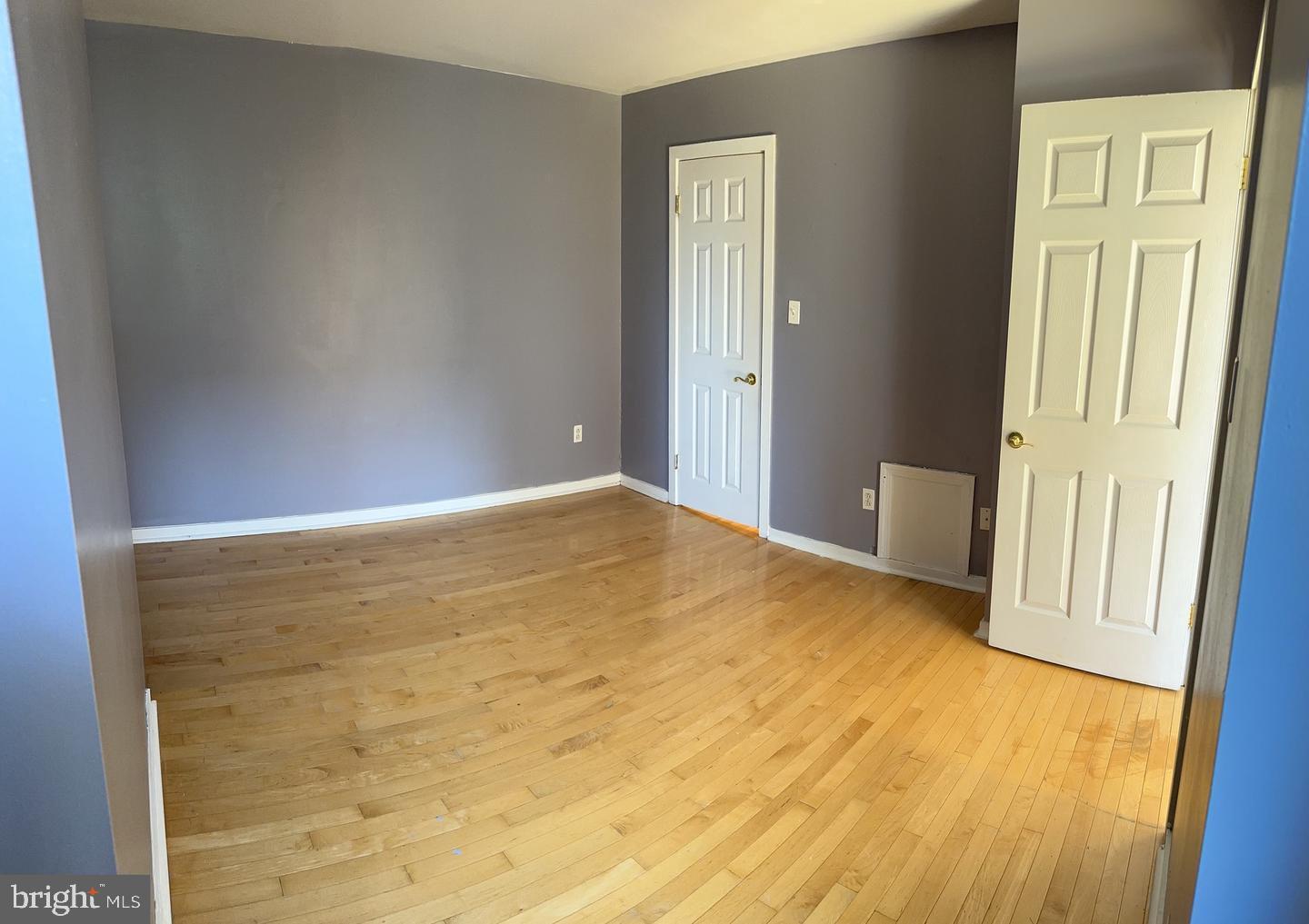 FAIRMOUNT - Residential Lease