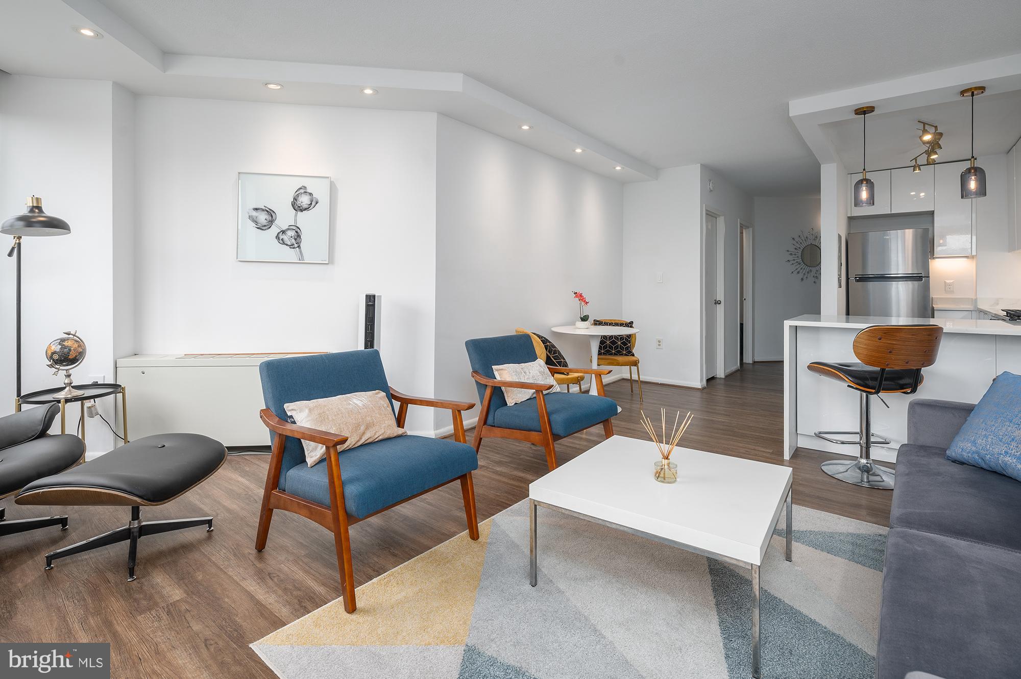 RIVERIA OF CHEVY CHASE - Residential