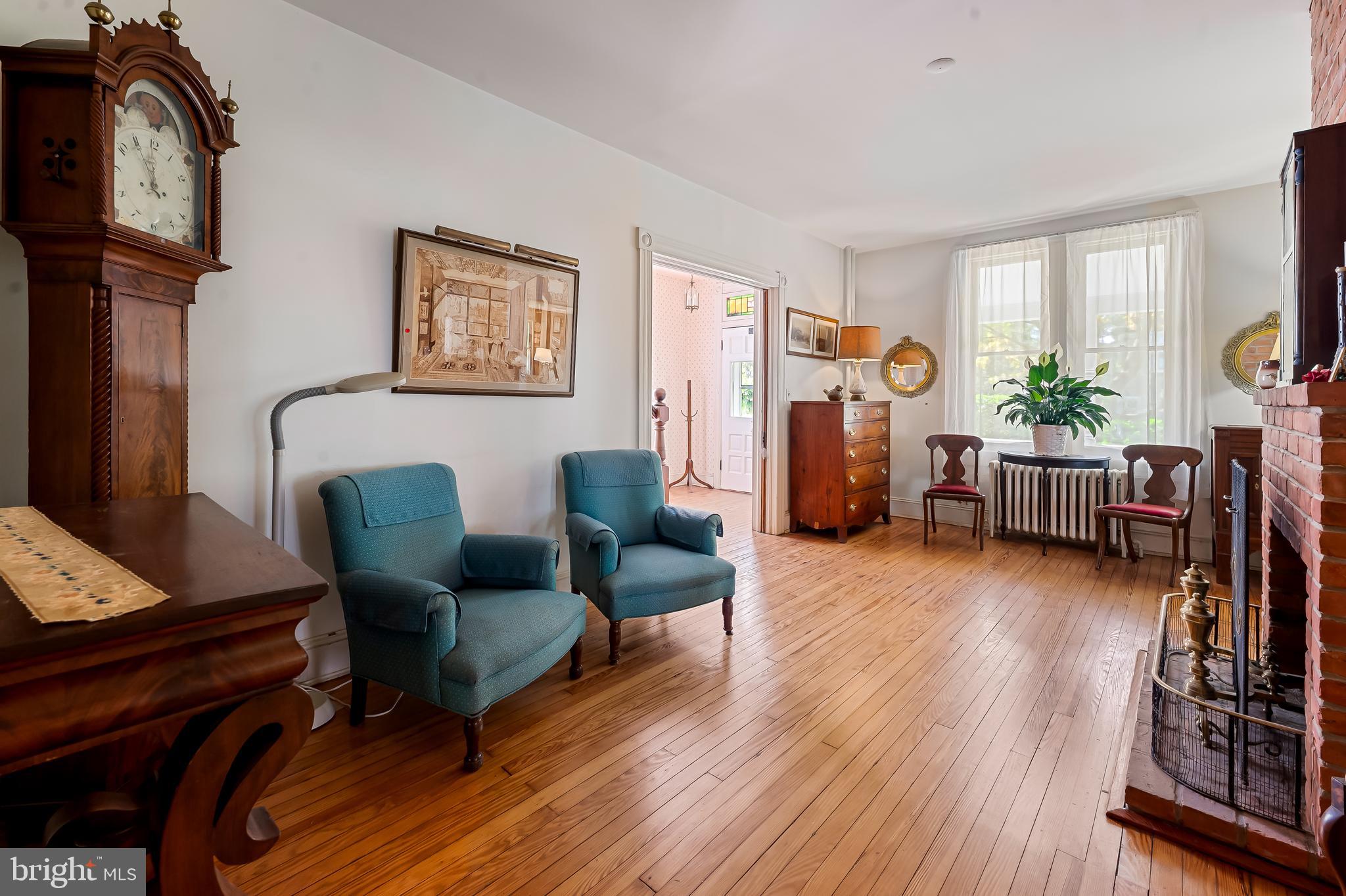 ROLAND PARK - Residential