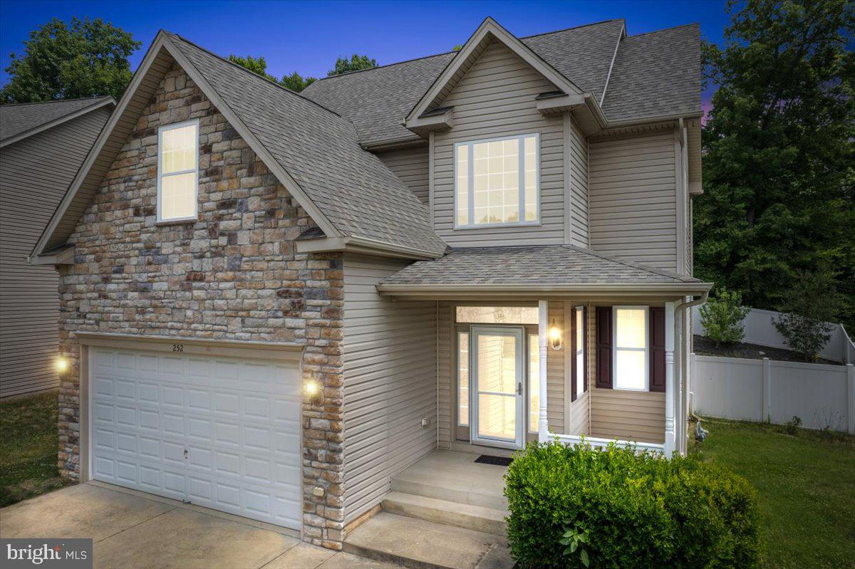PRINCE FREDERICK CROSSING - Residential