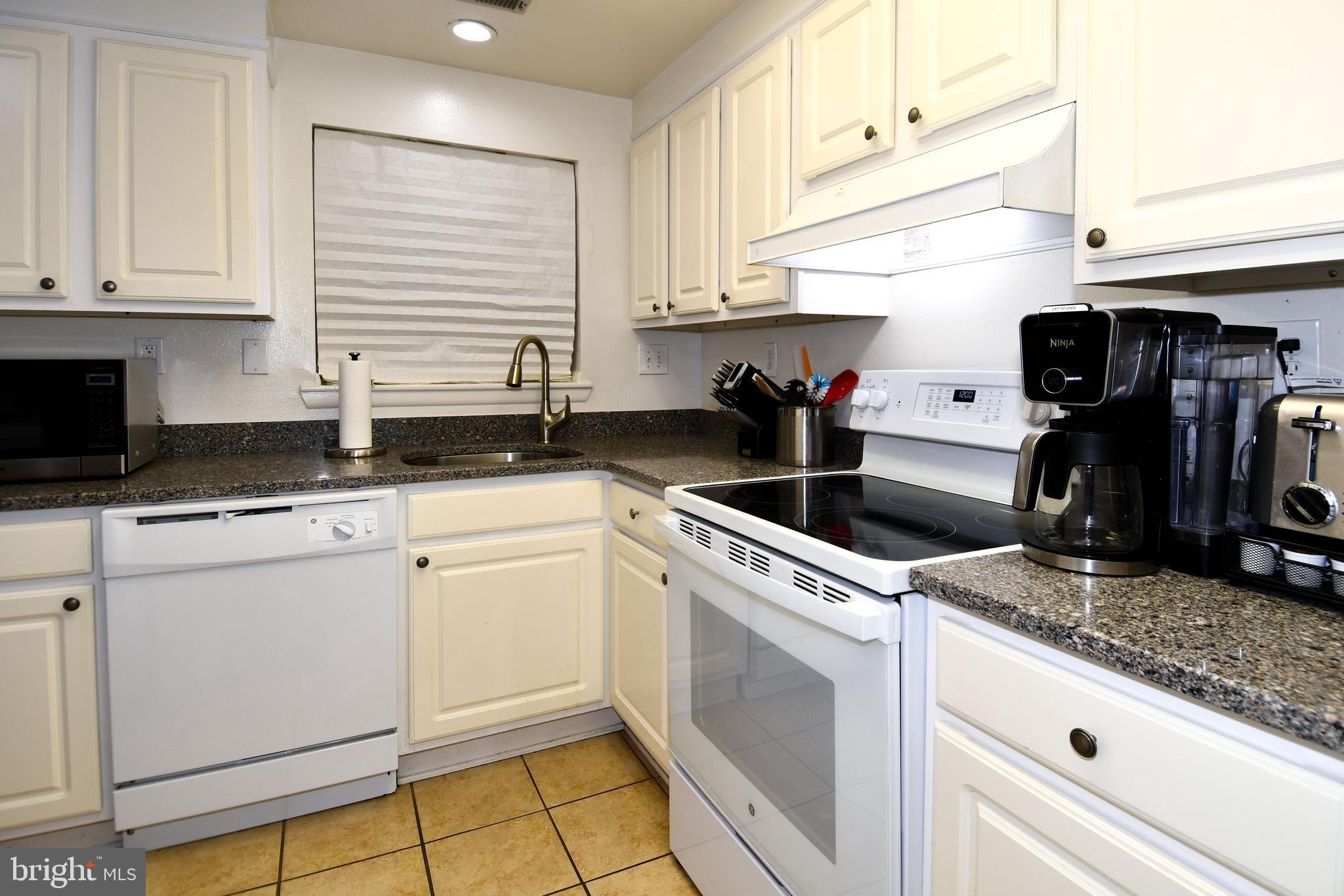 ROSSMOOR MUTUAL #14 - Residential