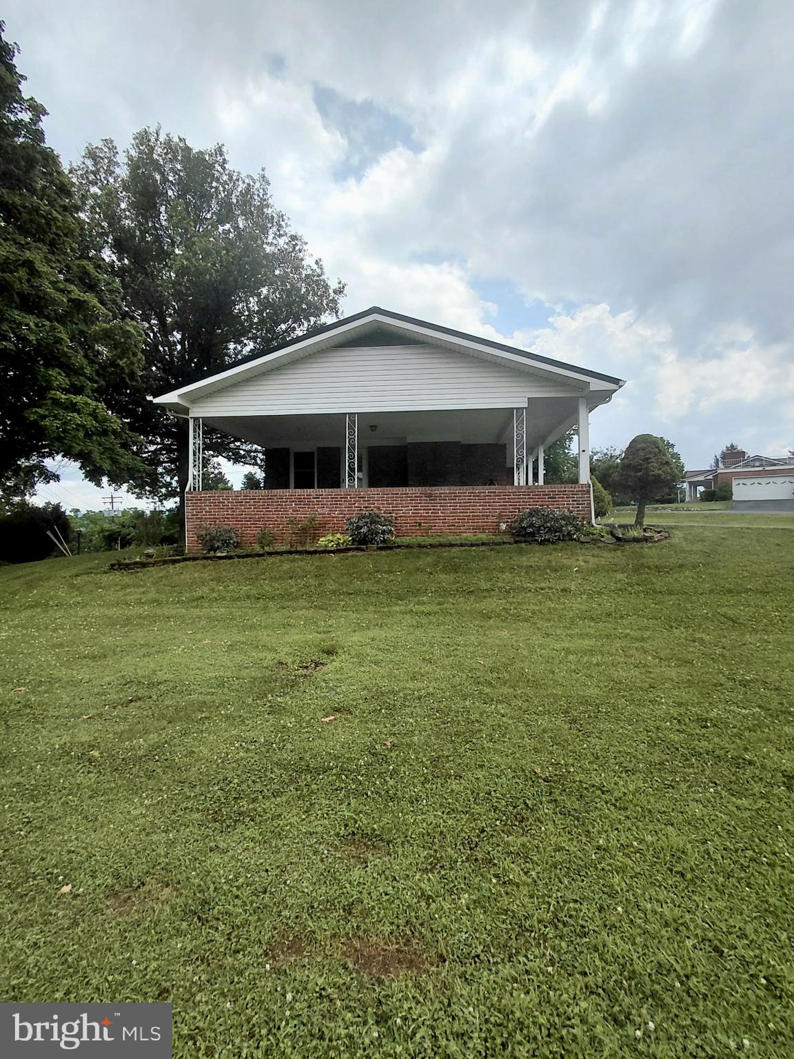 MONARCH HEIGHTS - Residential