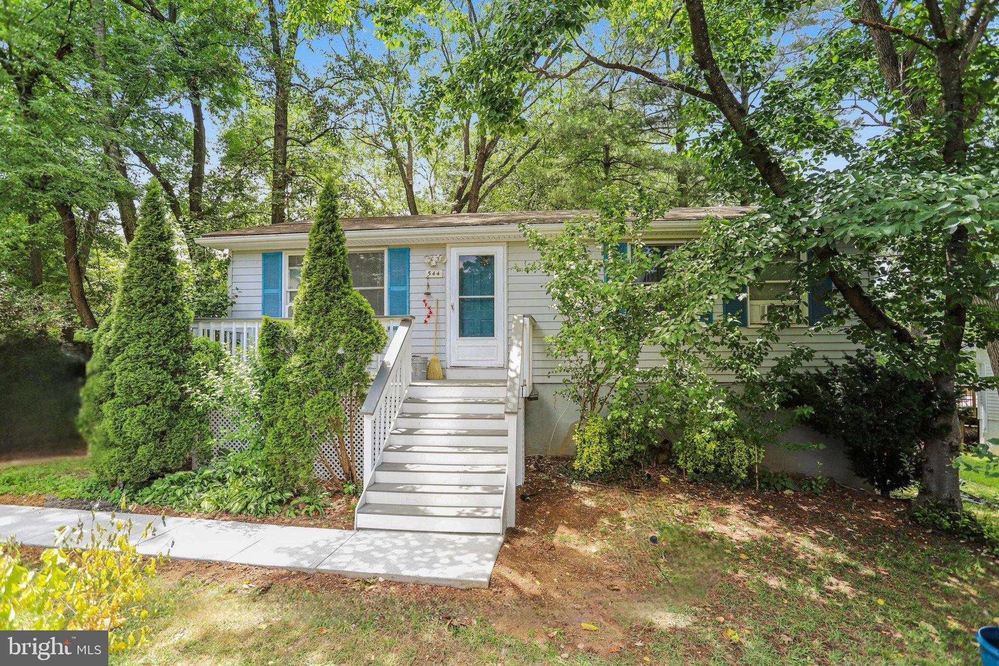 SILVER OAKS - Residential