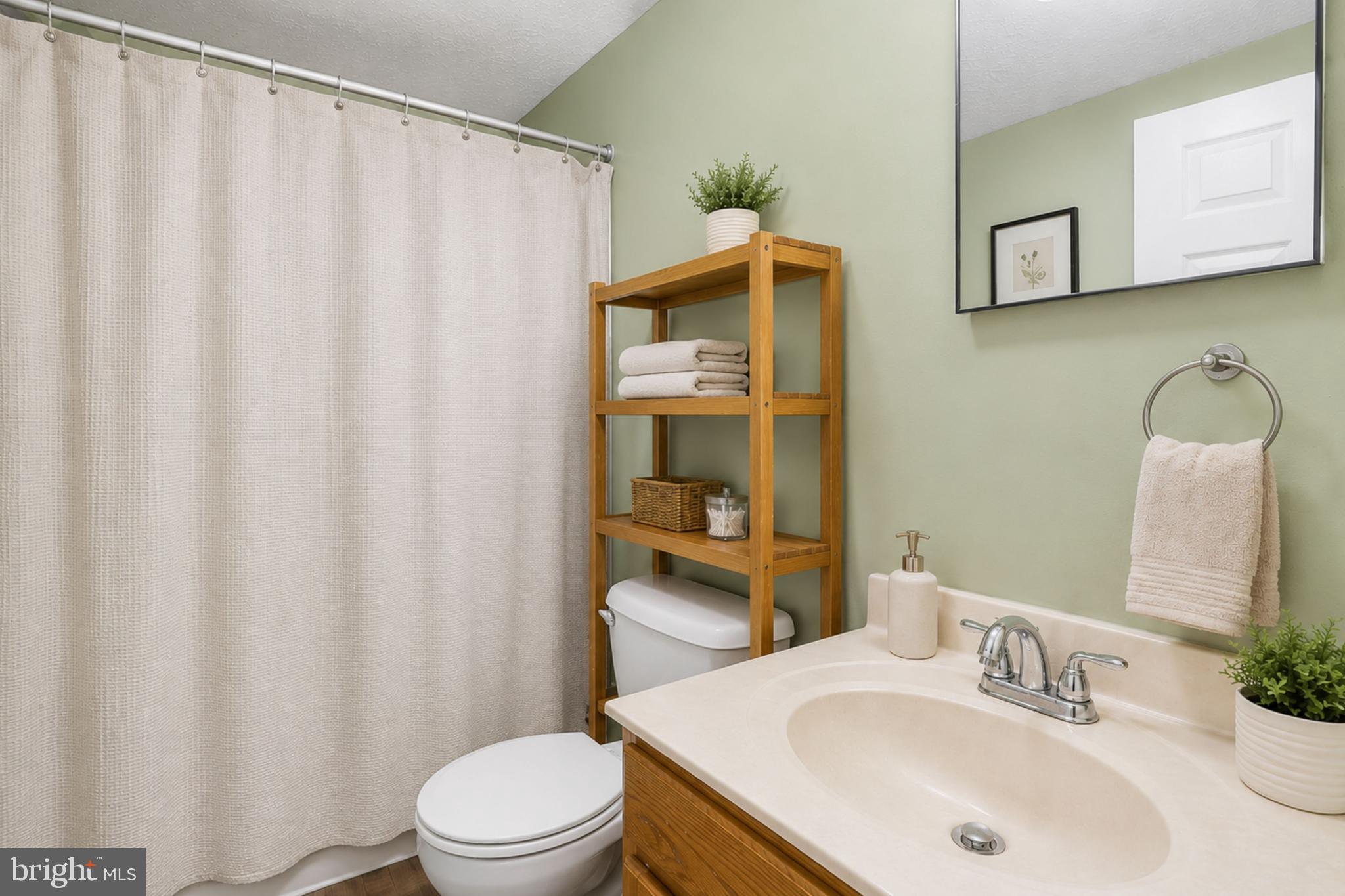 SILVER OAKS - Residential