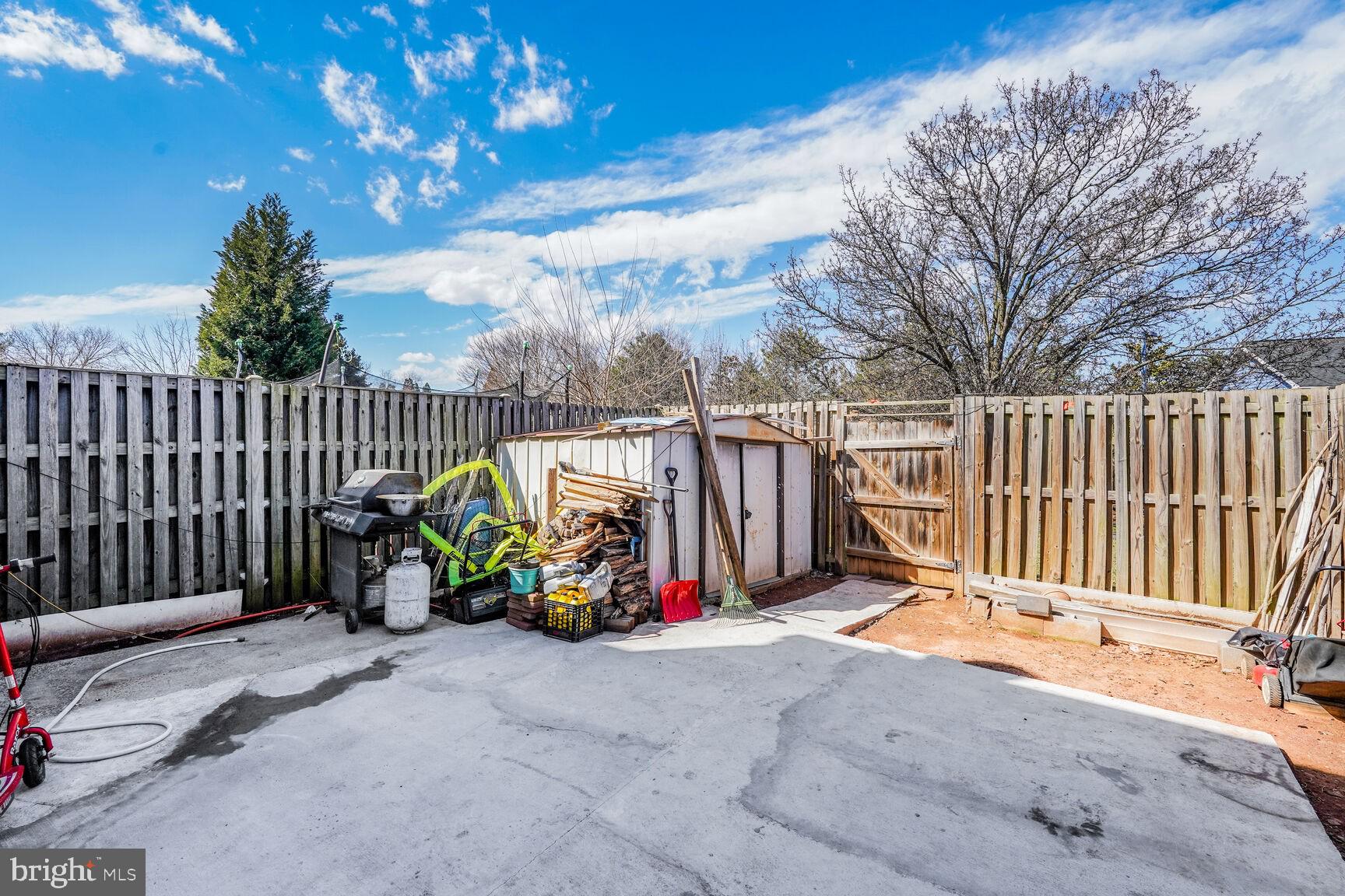 BRISTOE STATION - Residential