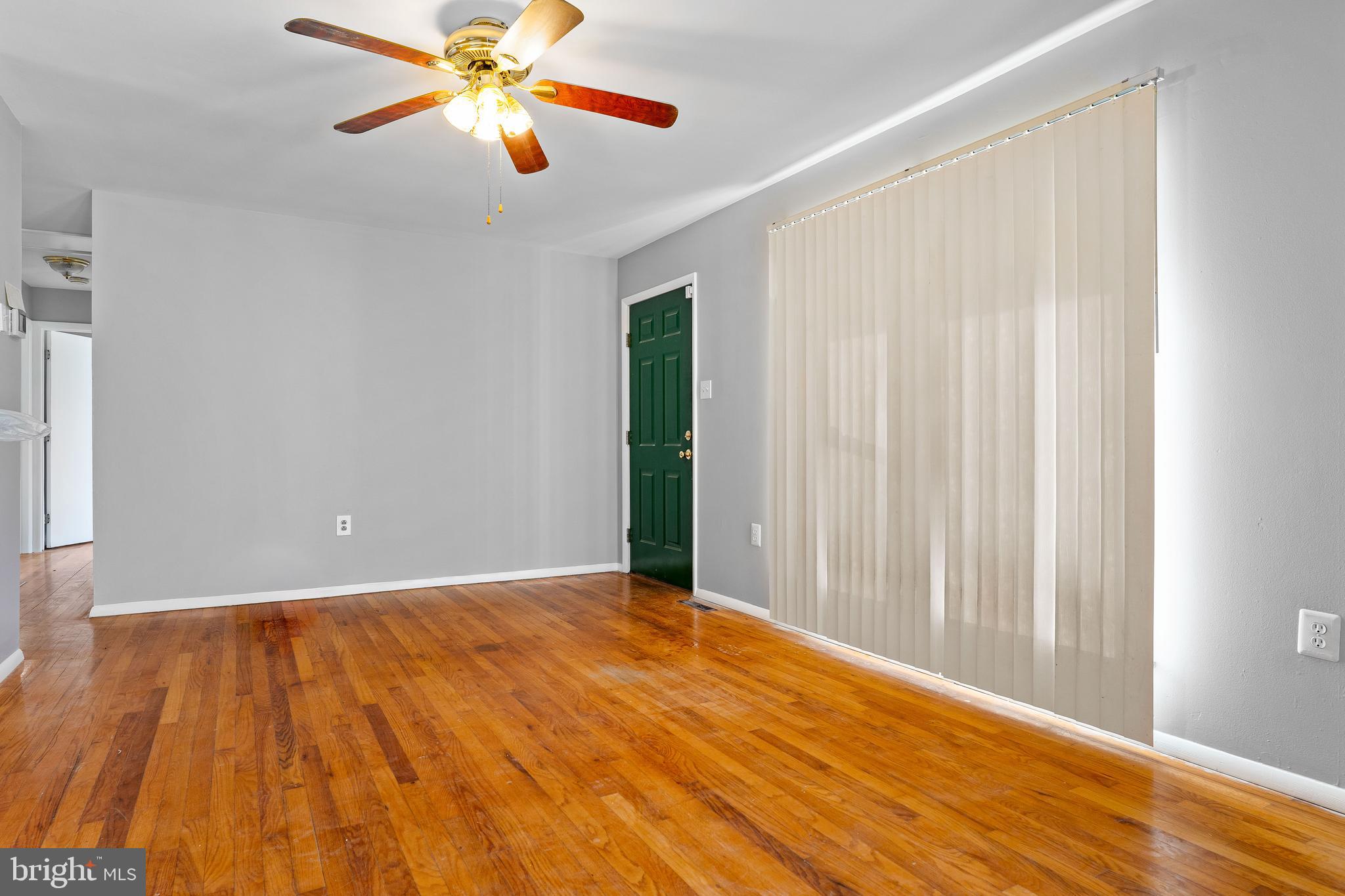 NORTH HILLS - Residential