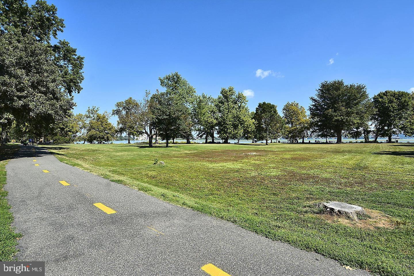 POTOMAC VALLEY - Residential