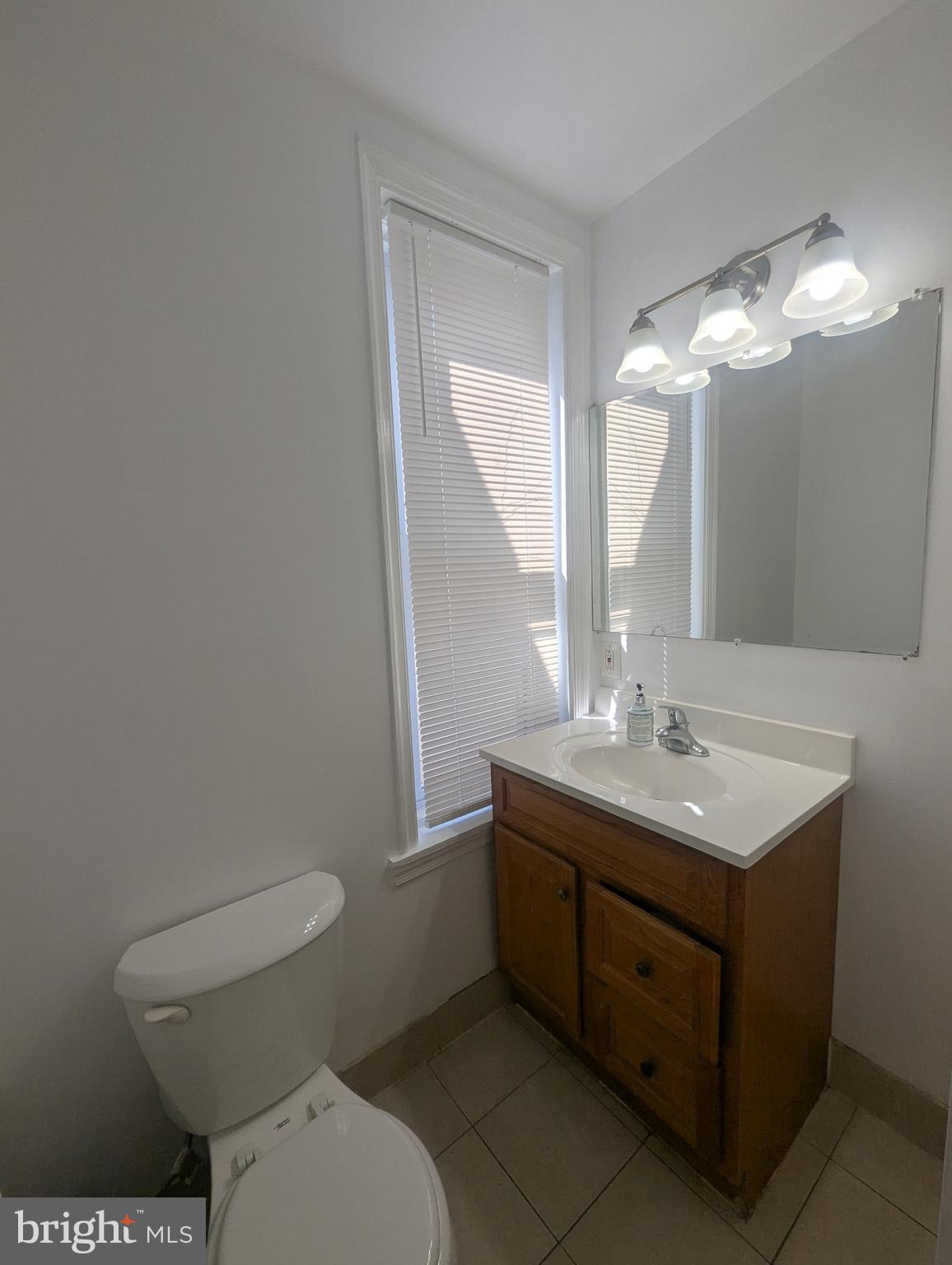 TEMPLE UNIVERSITY - Residential Lease
