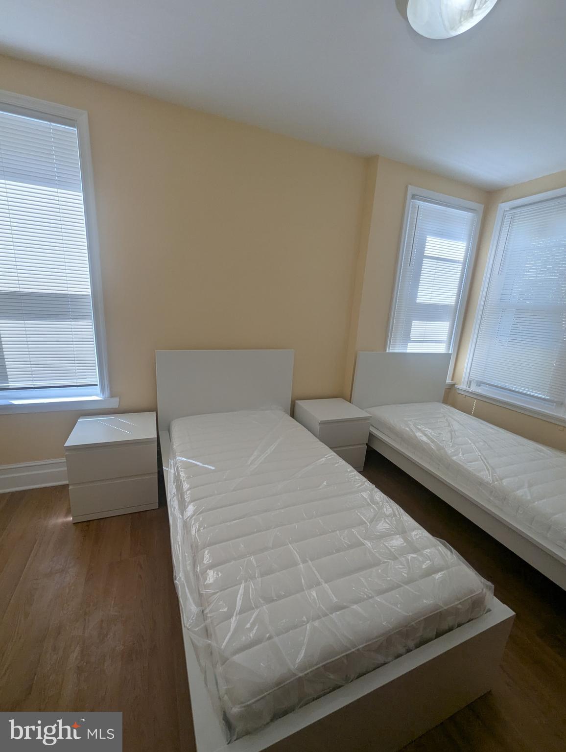 TEMPLE UNIVERSITY - Residential Lease