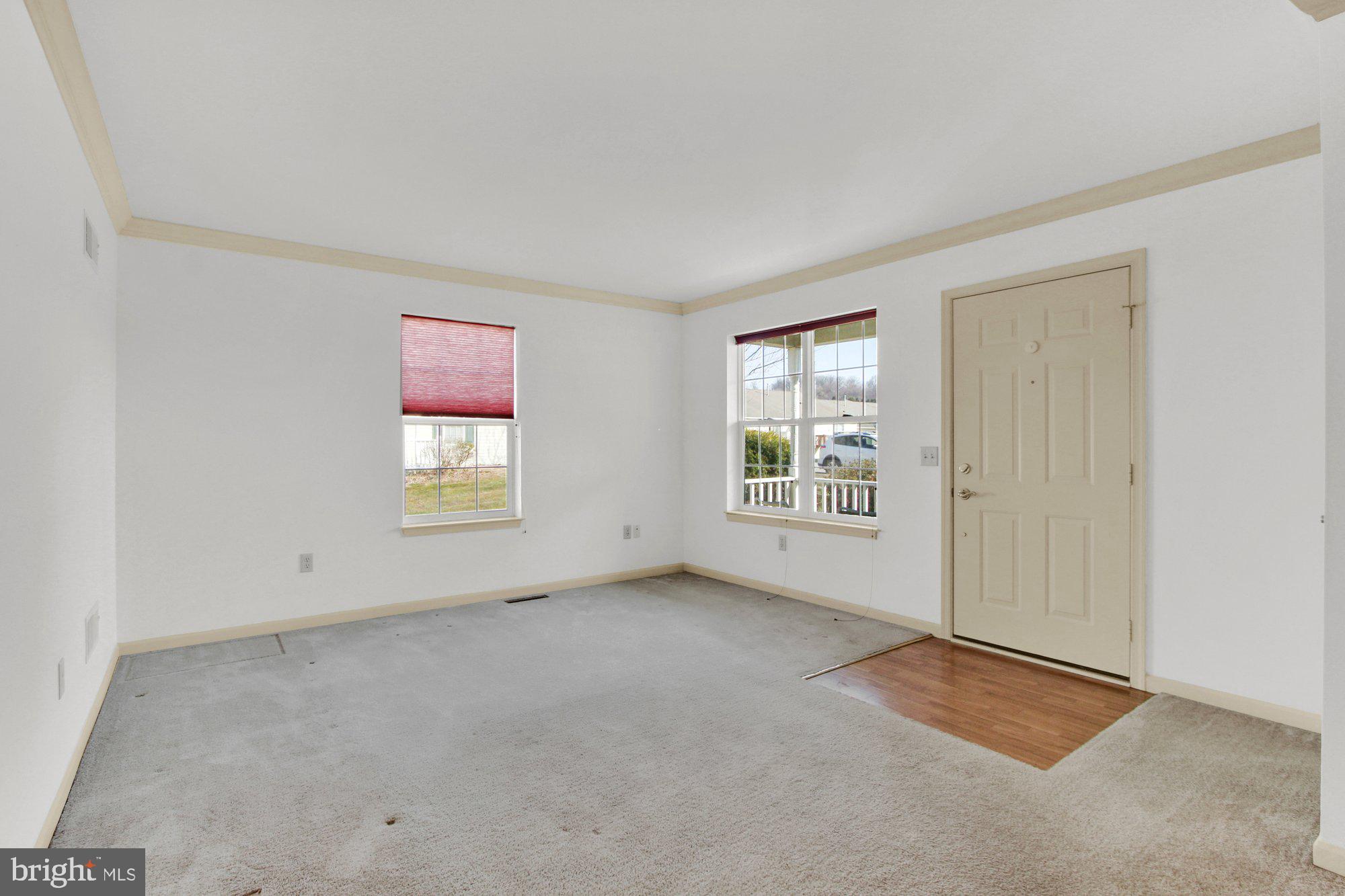 EQUINE MEADOWS - Residential