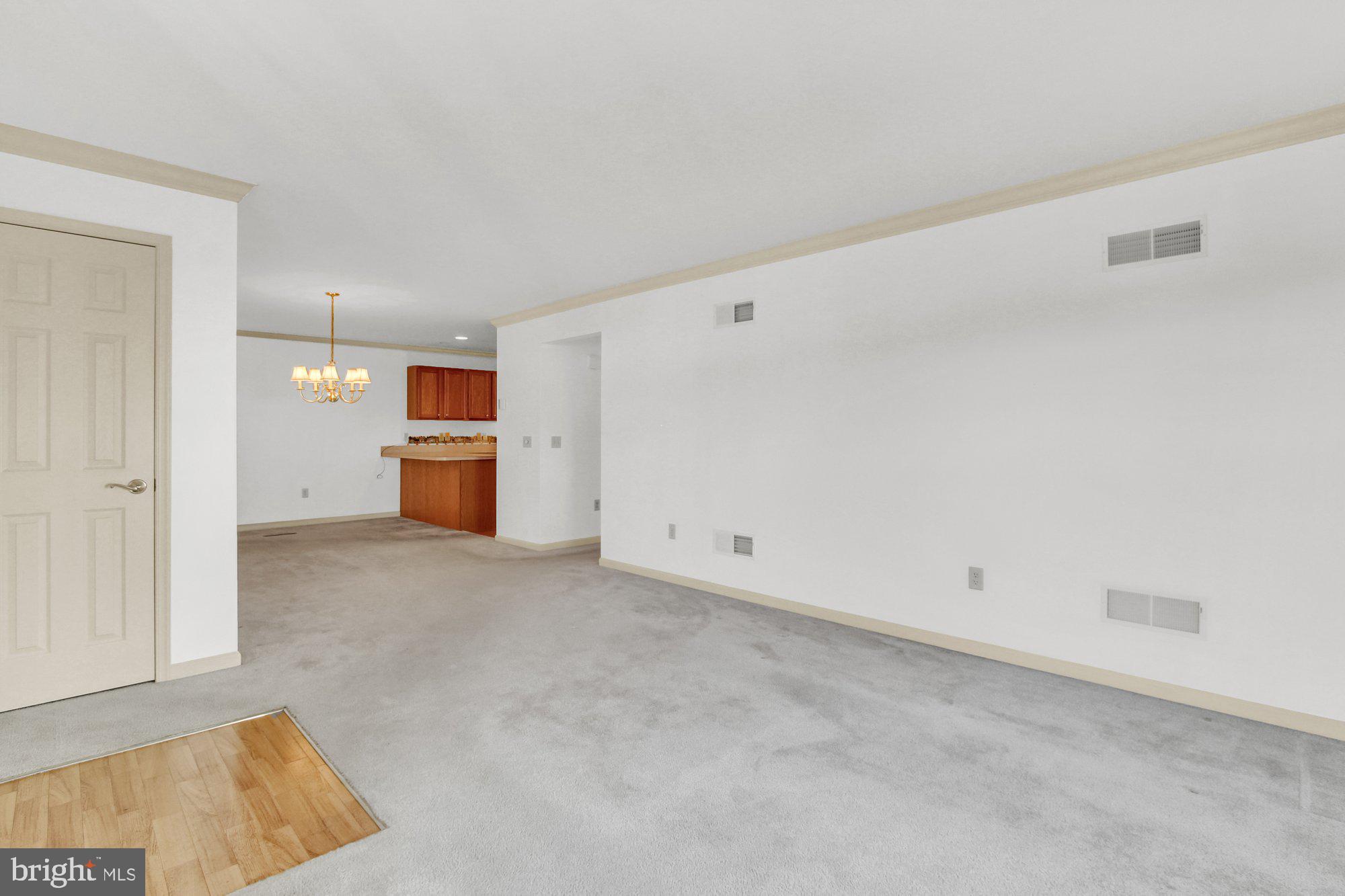 EQUINE MEADOWS - Residential