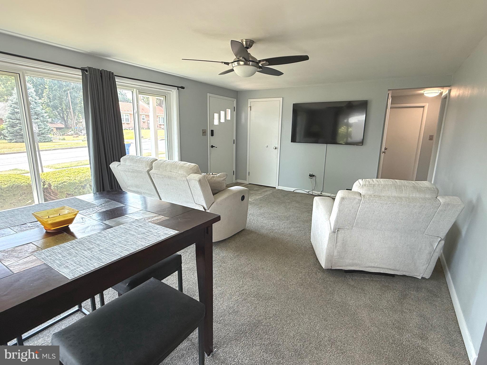 OAK HILLS - Residential