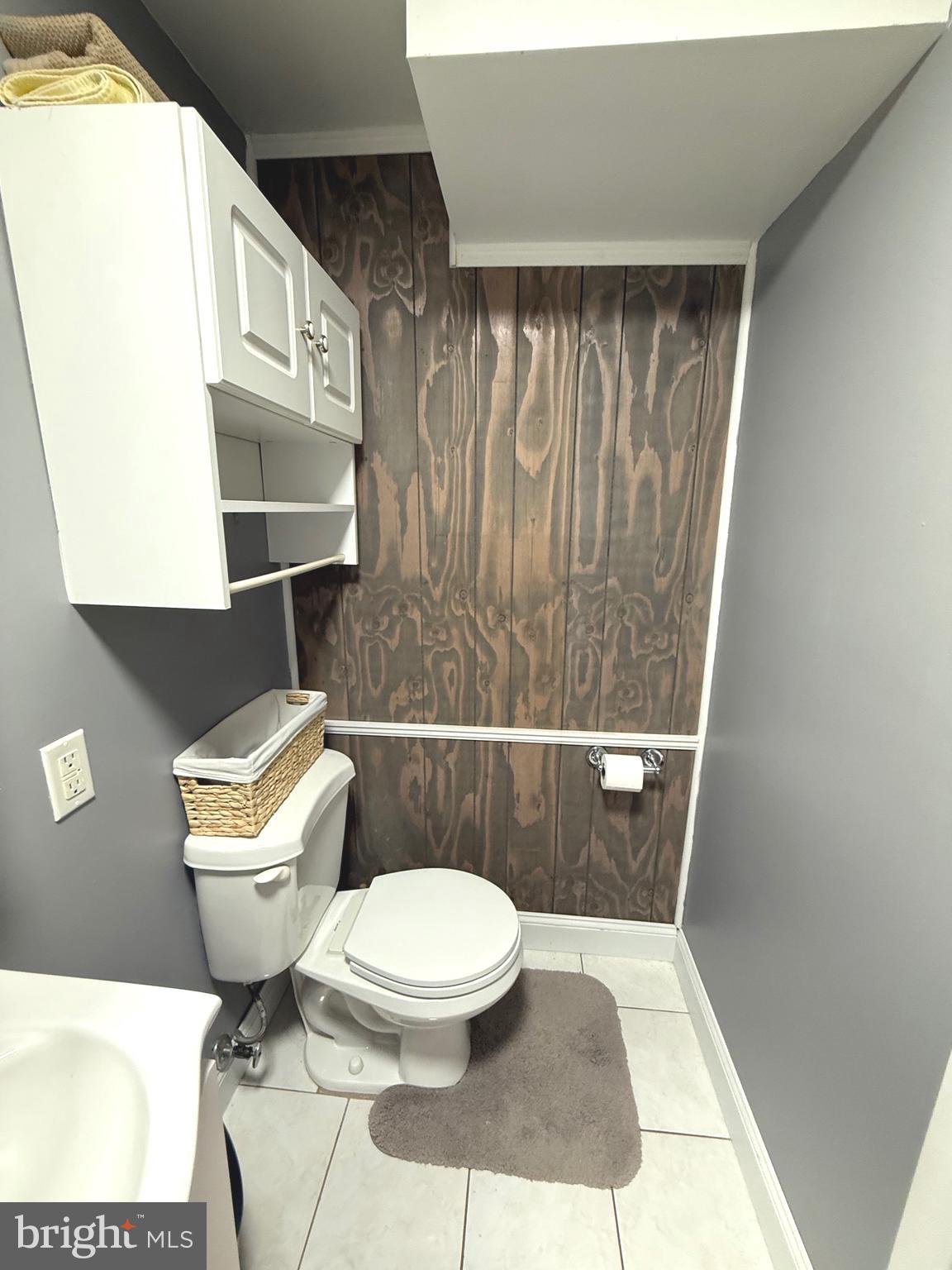 OAK HILLS - Residential