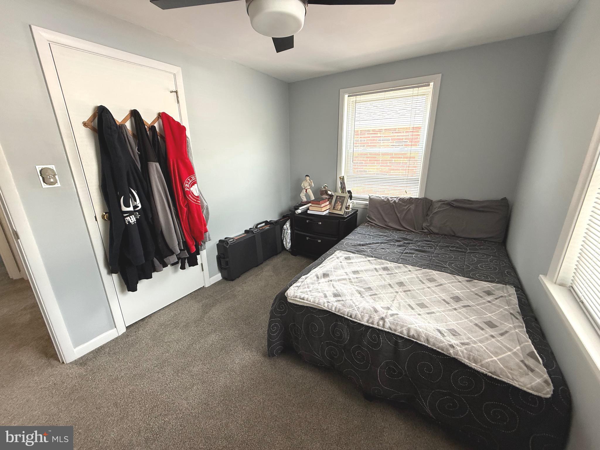 OAK HILLS - Residential
