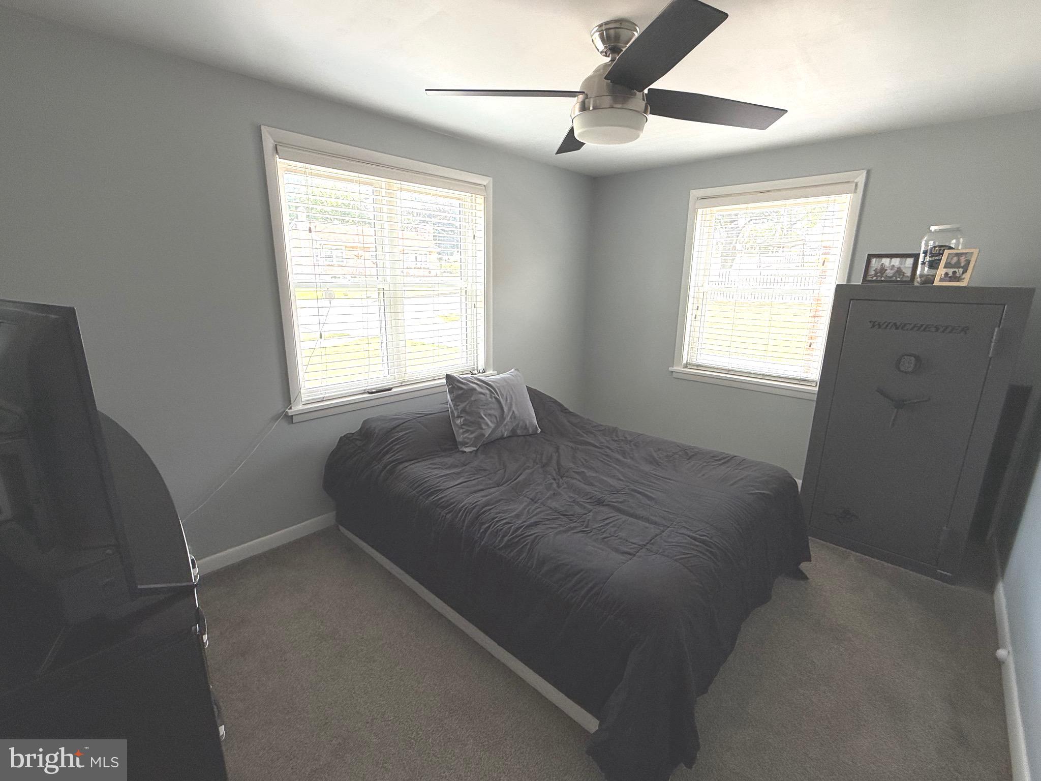 OAK HILLS - Residential